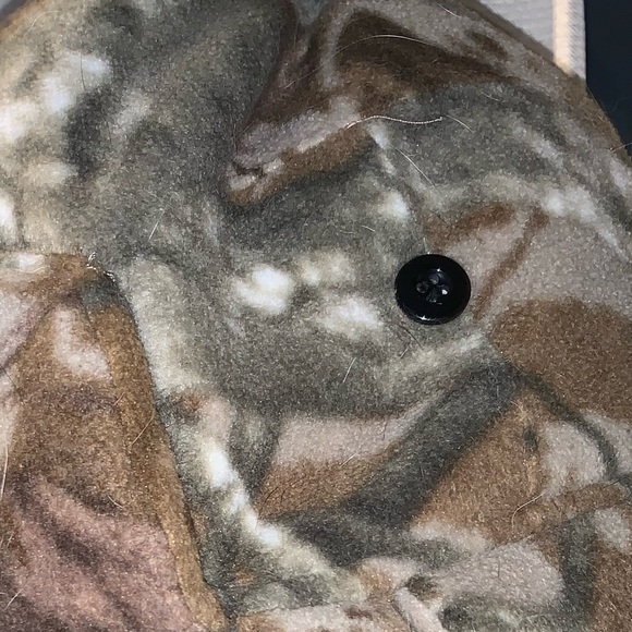 Winter Hat (free w/purchase) - Picture 3 of 3